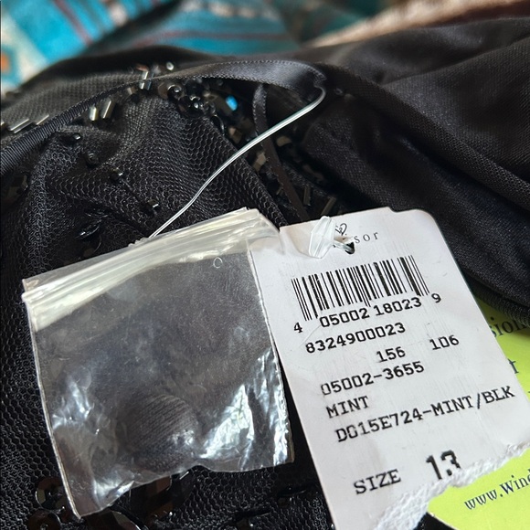 NWT Windsor Black Beaded Bodice Mint Chiffon Maxi Lined Dress Sz 13 - Picture 12 of 14